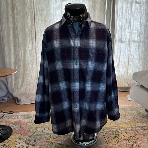 (L) Pendleton Vintage Plaid Virginia Wool, Camp Collar Button Up, single pocket - Picture 6 of 13